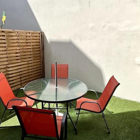 Appartement Avec Exterieur Loos Bagian luar foto