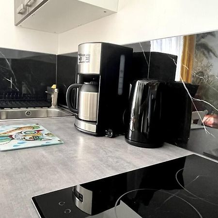 Appartement Avec Exterieur Loos Bagian luar foto